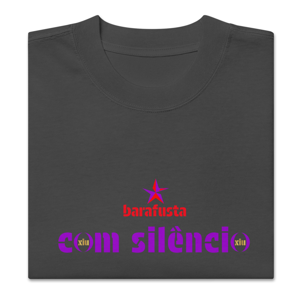 T-shirt Silêncio Modelo Oversized