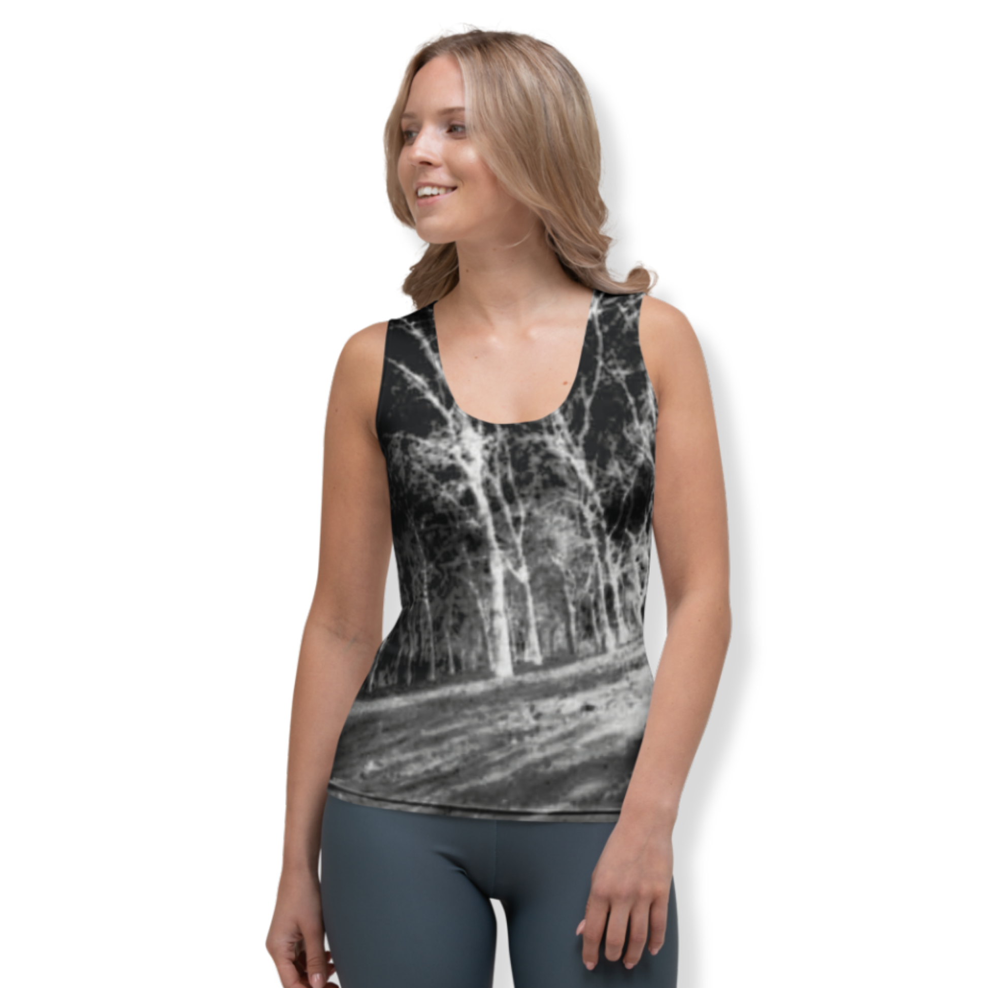 Women's tank top with a photographic print and modern style.