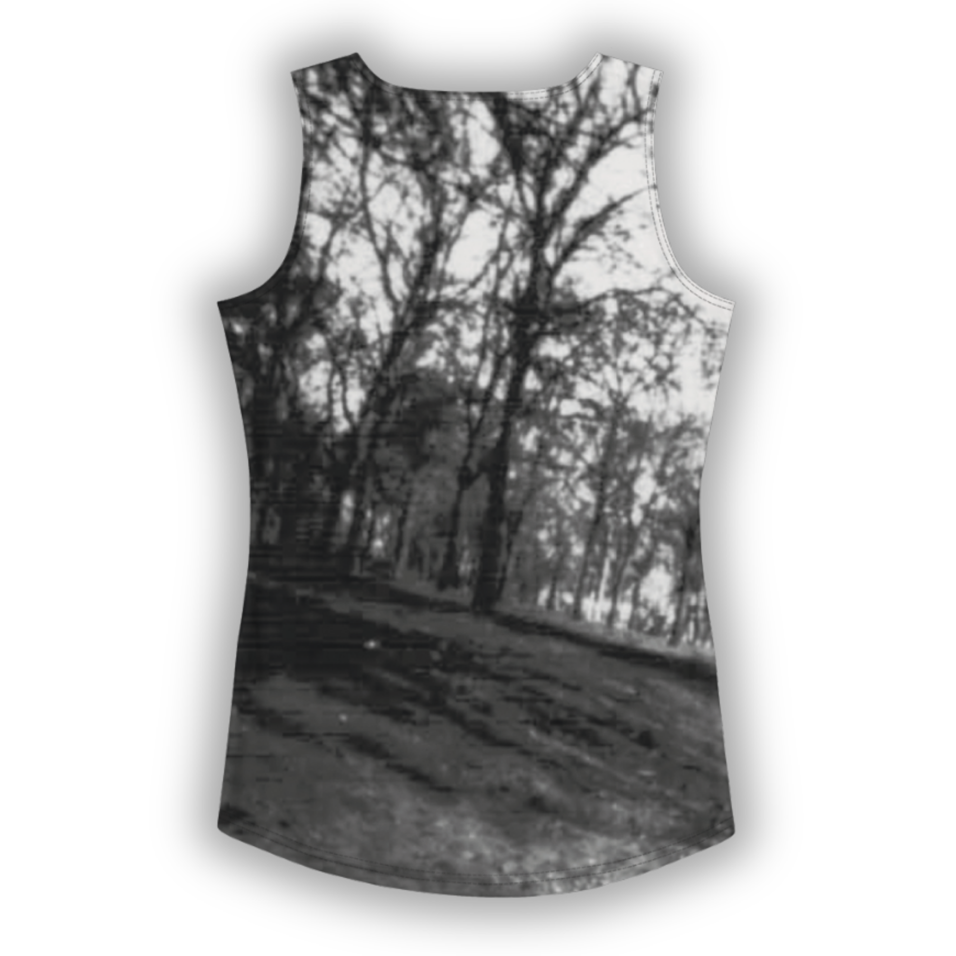 Women's tank top with a photographic print and modern style.