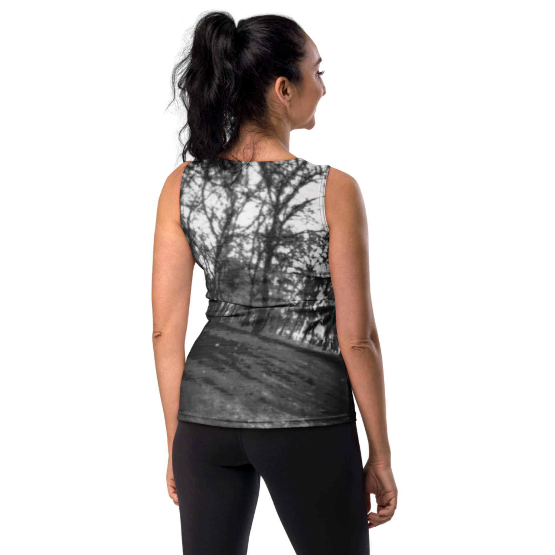 Women's tank top with a photographic print and modern style.